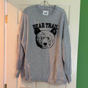 SALE🌼Aerie Gray Bear Trail Crewneck Sweatshirt